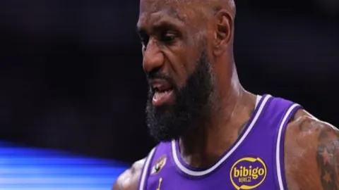 加维：教练称可胜任多位置，皇马转会不必焦虑